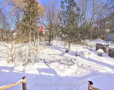 22 Hamilton Dr Huron Heights-Leslie Valley, Newmarket 2 beds 2 baths 2 garage $1.52M