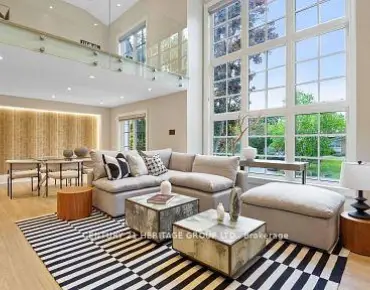 
86 Agincourt Rd <a href='https://luckyalan.com/community.php?community=Vaughan:West Woodbridge'>West Woodbridge, Vaughan</a> 3 beds 4 baths 1 garage $879K