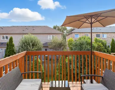 568 Legresley Ln Gorham-College Manor, Newmarket 3 beds 3 baths 1 garage $939K
