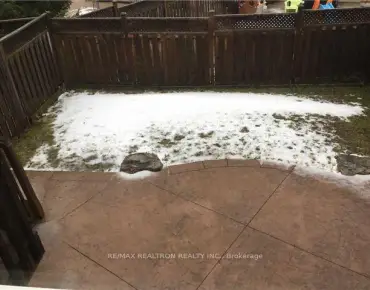 910 Isaac Phillips Way Summerhill Estates, Newmarket 4 beds 3 baths 1 garage $940K
