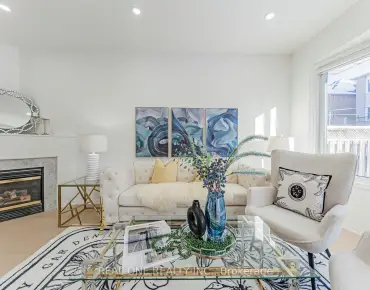 73 Bloomgate Cres <a href='https://luckyalan.com/community_CN.php?community=Richmond Hill:Oak Ridges'>Oak Ridges, Richmond Hill</a> 3 beds 3 baths 1 garage $1.029M