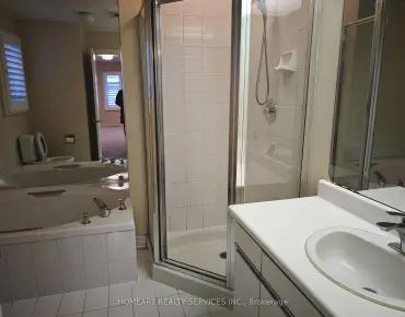 52 Melchior Cres <a href='https://luckyalan.com/community.php?community=Markham:Buttonville'>Buttonville, Markham</a> 4 beds 3 baths 2 garage $1.29M
