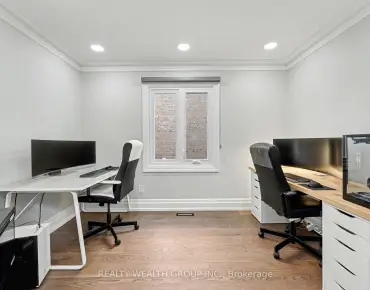 
73 Riverside Blvd <a href='https://luckyalan.com/community.php?community=Vaughan:Uplands'>Uplands, Vaughan</a> 4 beds 2 baths 2 garage $1.758M