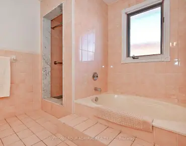 
45 Royal Garden Blvd East Woodbridge, Vaughan 4 beds 3 baths 2 garage $1.59M
