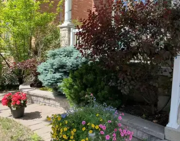 
49 Charles Sturdy Rd <a href='https://luckyalan.com/community.php?community=Markham:Berczy'>Berczy, Markham</a> 4 beds 3 baths 1 garage $999K