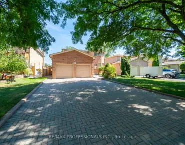 
115 Edward Jeffreys Ave <a href='https://luckyalan.com/community.php?community=Markham:Wismer'>Wismer, Markham</a> 3 beds 3 baths 1 garage $899K