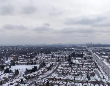 15 Miles Crt <a href='https://luckyalan.com/community.php?community=Richmond Hill:North Richvale'>North Richvale, Richmond Hill</a> 3 beds 4 baths 2 garage $1.3M
