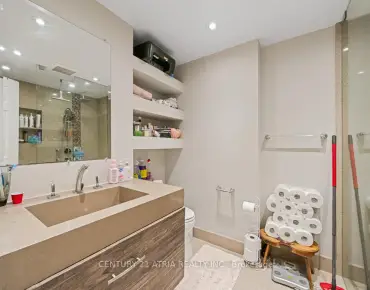 33 Autumn Way Aurora Heights, Aurora 5 beds 5 baths 2 garage $1.79M
