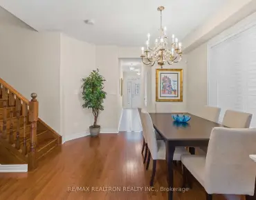 
305 Moody Dr <a href='https://luckyalan.com/community.php?community=Vaughan:Kleinburg'>Kleinburg, Vaughan</a> 4 beds 4 baths 1 garage $1.425M