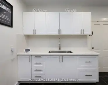 
83 Spruce St Aurora Village, Aurora 3 beds 3 baths  garage $1.139M