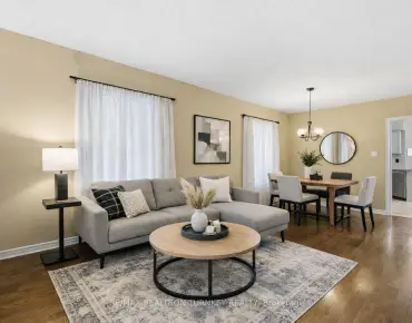 
369 Harewood Blvd Bristol-London, Newmarket 3 beds 4 baths 2 garage $1.15M