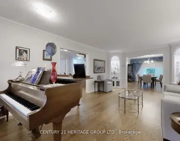 
117 Halterwood Circ <a href='https://luckyalan.com/community.php?community=Markham:Markville'>Markville, Markham</a> 5 beds 5 baths 2 garage $1.688M