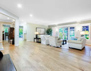 23 Fielding Dr Aurora Heights, Aurora 4 beds 4 baths 2 garage $1.425M