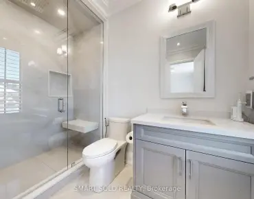 
1 Vitlor Dr <a href='https://luckyalan.com/community.php?community=Richmond Hill:Oak Ridges'>Oak Ridges, Richmond Hill</a> 4 beds 3 baths 2 garage $1.35M