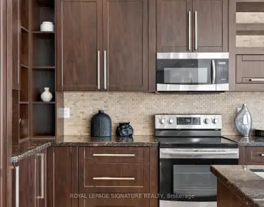 
9548 Weston Rd <a href='https://luckyalan.com/community.php?community=Vaughan:Vellore Village'>Vellore Village, Vaughan</a> 3 beds 4 baths 2 garage $1.29M