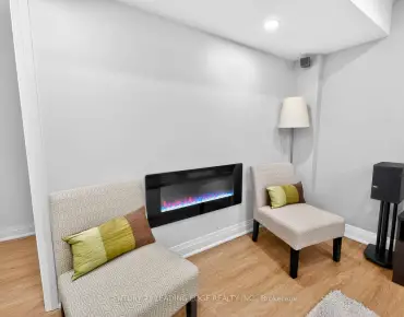 
27 Canton Ln Stouffville, Whitchurch-Stouffville 2 beds 3 baths 1 garage $789.999K