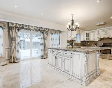 
Waterbridge Lane <a href='https://luckyalan.com/community.php?community=Markham:Unionville'>Unionville, Markham</a> 3 beds 4 baths 2 garage $1.568M