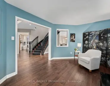 22 Trillium Dr Aurora Highlands, Aurora 4 beds 4 baths 2 garage $1.7M