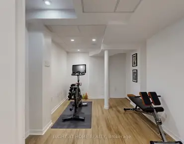 
83 Beare Trl Woodland Hill, Newmarket 3 beds 4 baths 1 garage $829.9K