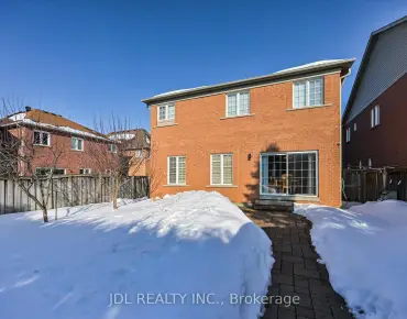 
150 Larratt Ln <a href='https://luckyalan.com/community.php?community=Richmond Hill:Westbrook'>Westbrook, Richmond Hill</a> 4 beds 4 baths 2 garage $1.568M