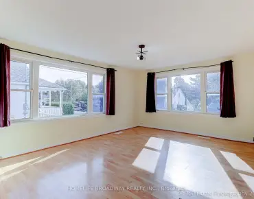 
369 Harewood Blvd Bristol-London, Newmarket 3 beds 4 baths 2 garage $1.15M