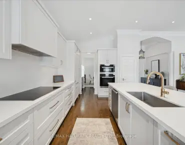 
42 Covington Cres Stouffville, Whitchurch-Stouffville 2 beds 3 baths 1 garage $778.8K