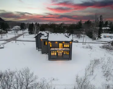 
86 Couples Gallery N/A Ballantrae, Whitchurch-Stouffville 2 beds 3 baths 2 garage $1.75M