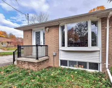 123 Flagstone Way Woodland Hill, Newmarket 3 beds 4 baths 2 garage $980K