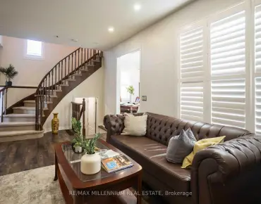 
113 Guinevere Rd Cedarwood, Markham 4 beds 5 baths 1 garage $1.118M