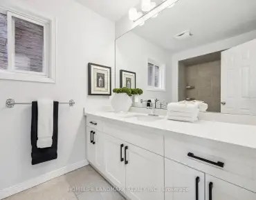 
717 Vaughan Mills Rd Islington Woods, Vaughan 4 beds 6 baths 2 garage $1.599M