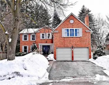 
64 Chicago Ln <a href='https://luckyalan.com/community.php?community=Markham:Wismer'>Wismer, Markham</a> 3 beds 3 baths 1 garage $888K