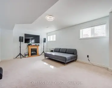 
16 Wainwright Ave <a href='https://luckyalan.com/community.php?community=Richmond Hill:North Richvale'>North Richvale, Richmond Hill</a> 4 beds 4 baths 2 garage $1.95M
