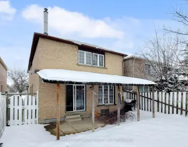 
116 Emery Hill Blvd <a href='https://luckyalan.com/community.php?community=Markham:Berczy'>Berczy, Markham</a> 3 beds 4 baths 2 garage $1.349M