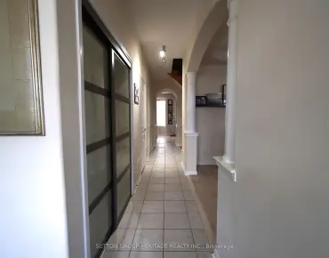 233 Fincham Ave Markham Village, Markham 3 beds 4 baths 2 garage $1.298M