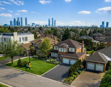 
72 Beaverbrook Cres Rural Vaughan, Vaughan 4 beds 4 baths 1 garage $999.998K