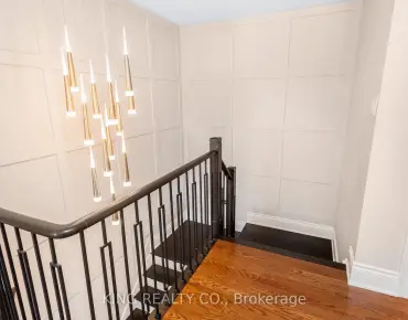 
Vellore Park  <a href='https://luckyalan.com/community.php?community=Vaughan:Vellore Village'>Vellore Village, Vaughan</a> 3 beds 3 baths 1 garage $1.15M