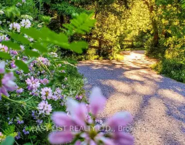 1 Rosegarden Cres <a href='https://luckyalan.com/community_CN.php?community=Richmond Hill:Oak Ridges'>Oak Ridges, Richmond Hill</a> 4 beds 7 baths 3 garage $1.799M