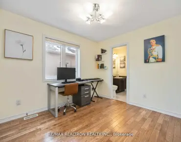 
74 Foresta Dr <a href='https://luckyalan.com/community.php?community=Vaughan:Vellore Village'>Vellore Village, Vaughan</a> 4 beds 5 baths 2 garage $1.799M