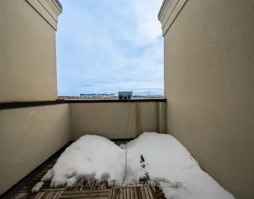 
33 Autumn Way Aurora Heights, Aurora 5 beds 5 baths 2 garage $1.793M