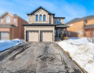 
90 Andrew Park <a href='https://luckyalan.com/community.php?community=Vaughan:West Woodbridge'>West Woodbridge, Vaughan</a> 3 beds 2 baths 1 garage $979K