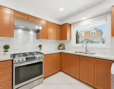 
Ellerby  <a href='https://luckyalan.com/community.php?community=Vaughan:West Woodbridge'>West Woodbridge, Vaughan</a> 3 beds 1 baths 1 garage $1.095M