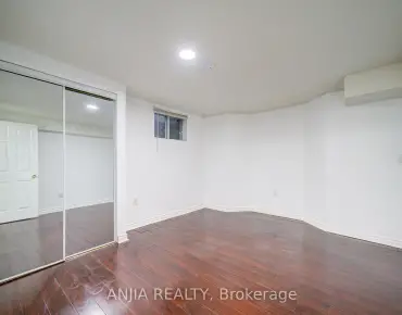 
2847 Bur Oak Ave <a href='https://luckyalan.com/community.php?community=Markham:Cornell'>Cornell, Markham</a> 3 beds 4 baths 1 garage $848.111K