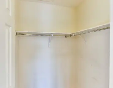 
29 Robert Osprey Dr <a href='https://luckyalan.com/community.php?community=Markham:Cathedraltown'>Cathedraltown, Markham</a> 4 beds 3 baths 1 garage $1.295M