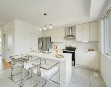 6859 Main St Stouffville, Whitchurch-Stouffville 4 beds 4 baths 2 garage $938K