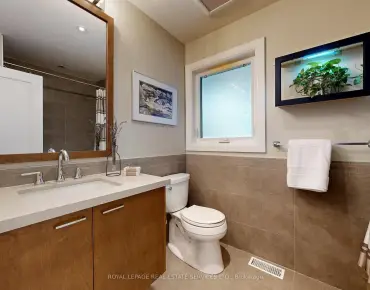 219 Grandview Ave <a href='https://luckyalan.com/community.php?community=Markham:Grandview'>Grandview, Markham</a> 3 beds 3 baths 2 garage $1.7M
