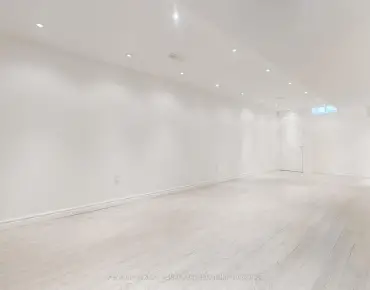 
49 Redwood Ln <a href='https://luckyalan.com/community.php?community=Markham:Unionville'>Unionville, Markham</a> 3 beds 4 baths 2 garage $1.589M