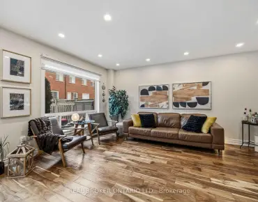 
Puccini  <a href='https://luckyalan.com/community.php?community=Richmond Hill:Oak Ridges'>Oak Ridges, Richmond Hill</a> 3 beds 4 baths 1 garage $949K