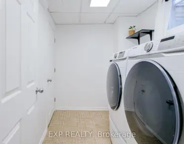 
Sambro  Stouffville, Whitchurch-Stouffville 4 beds 4 baths 2 garage $1.299M