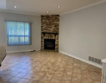 
43 Summitcrest Dr <a href='https://luckyalan.com/community.php?community=Richmond Hill:Devonsleigh'>Devonsleigh, Richmond Hill</a> 4 beds 4 baths 2 garage $1.659M