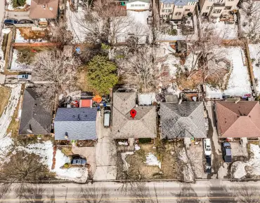 
4 Caymus St <a href='https://luckyalan.com/community.php?community=Richmond Hill:Langstaff'>Langstaff, Richmond Hill</a> 3 beds 4 baths 1 garage $1.25M